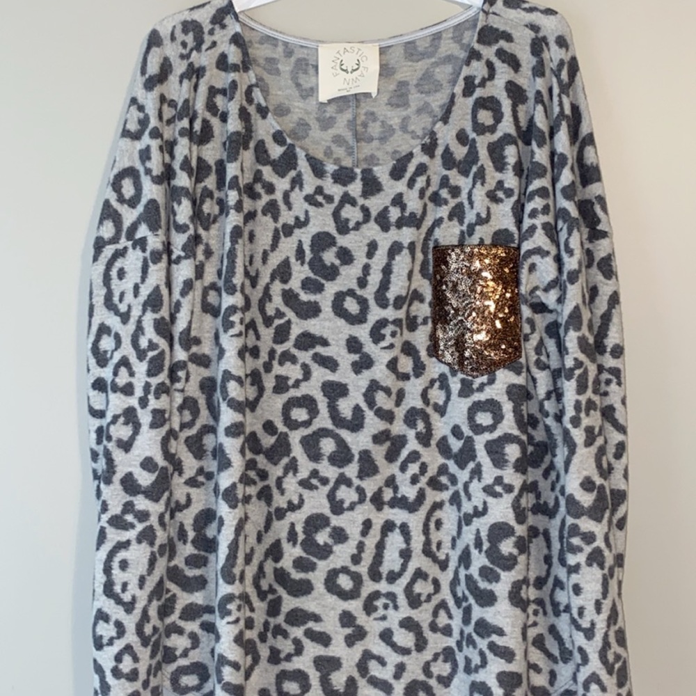 Medium boutique top- super soft!